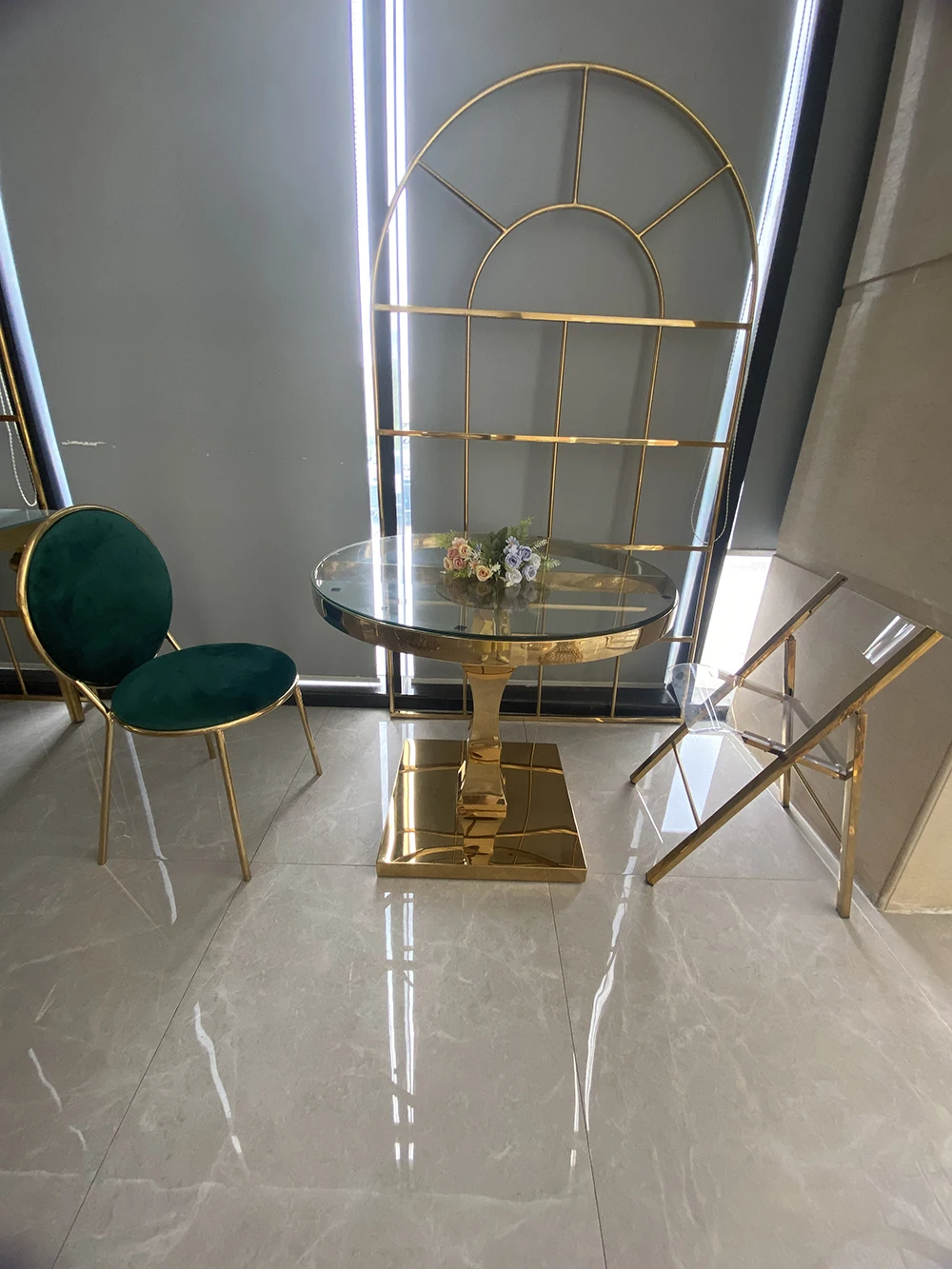 Изысканный зеленый бархатный тканевый обеденный стул хромированный Золотой