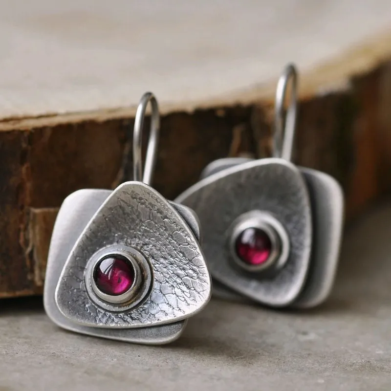 

Vintage Overlap Metal Inlaid Red Glass Earrings Women's Hook Drop Earrings