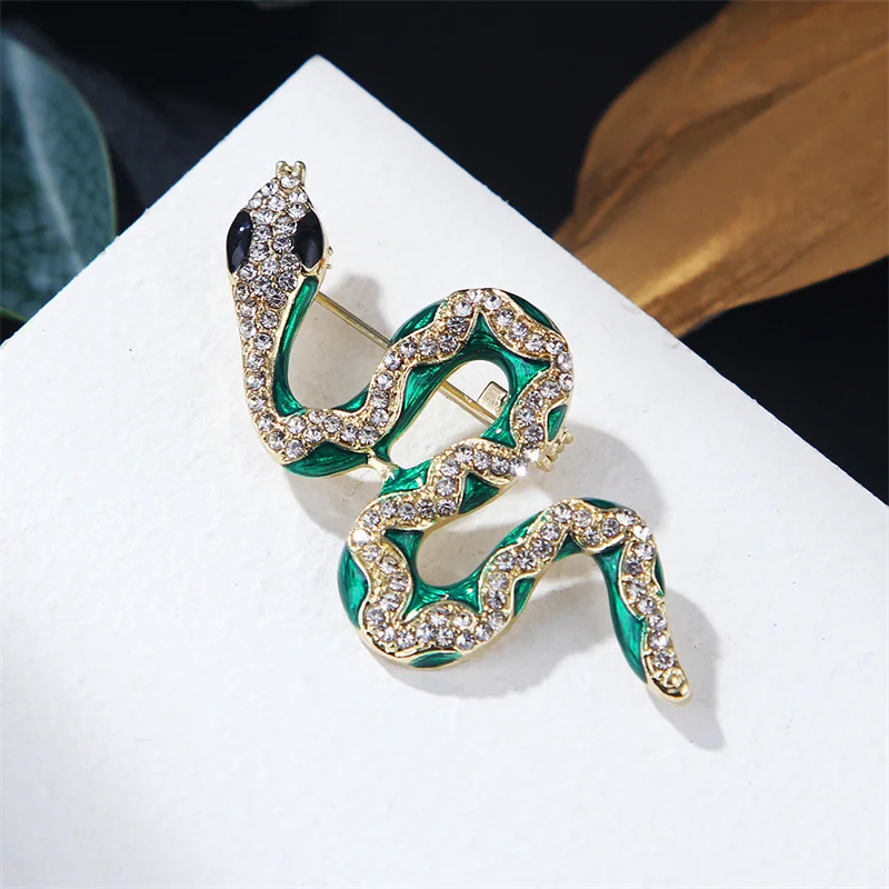 

High-grade alloy rhinestone drip oil enamel green snake animal brooch pin clothing accessories men and women