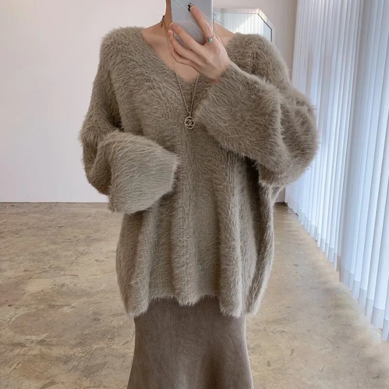 

WTIANYUW 2022 New Solid Korean V Neck Women Winter Soft Warm Thick Pullover Long Sleeve Knitting Mink Cashmere Sweater