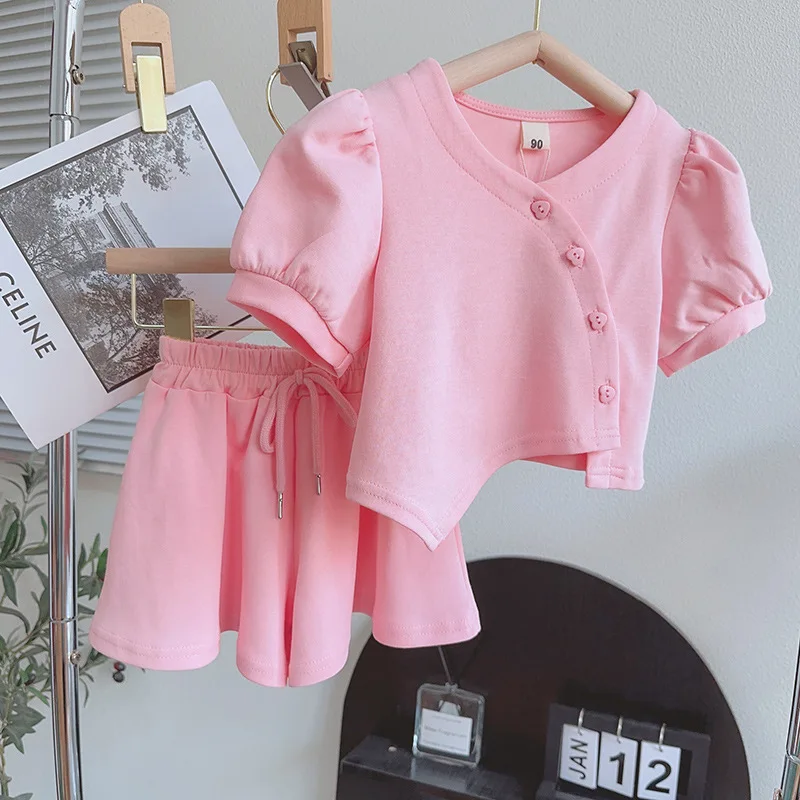 

Летние комплекты одежды для девочек, комплект в Корейском стиле, топ с коротким рукавом + юбка, модные повседневные Костюмы для маленьких девочек, одежда принцессы