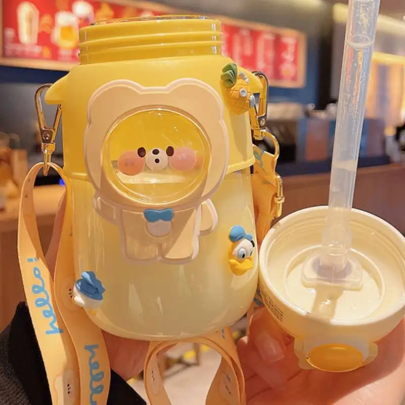 

Water Bottle With Straw Female Girls Large Portable Travel Bottles Sports Fitness Cup Summer Cold Water Outdoor Sports Cup