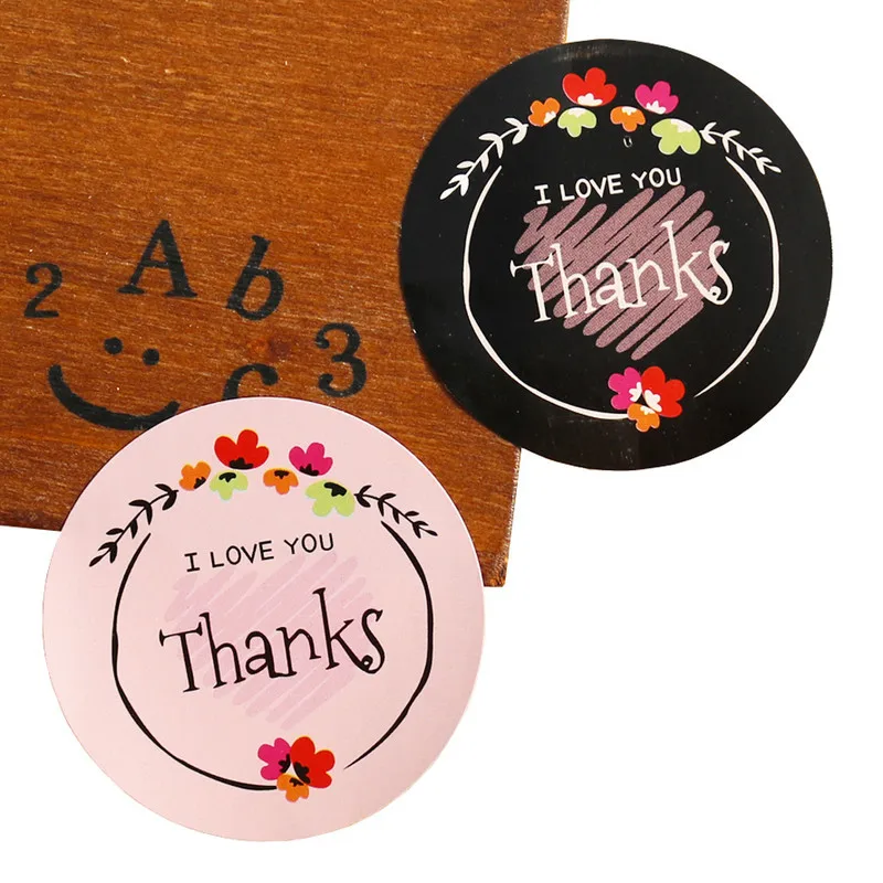 

108pcs Round Labels Handmade Thank You Kraft Paper Packaging Sticker Candy Dragee Cake Gift Box Packing Bag Wedding Stickers