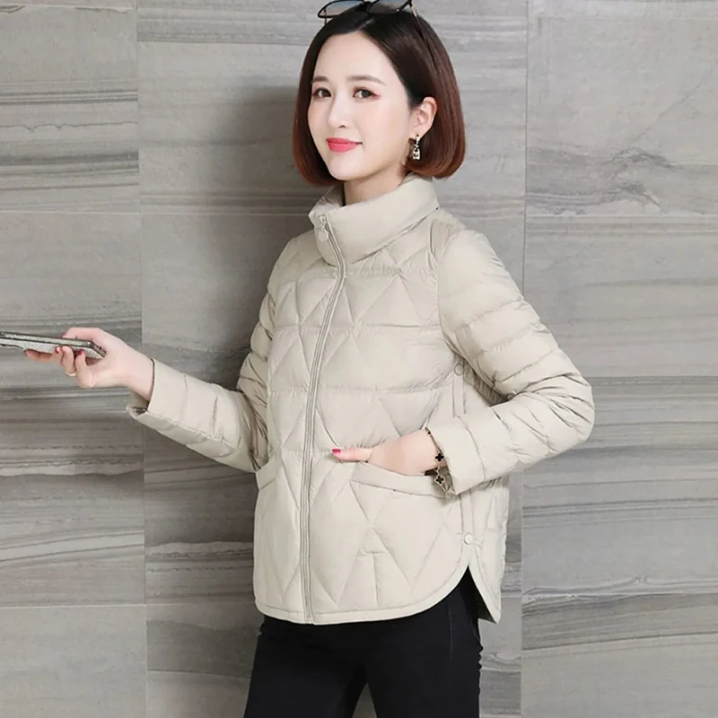 Winter Coat Loose Thick Padded Jackets Female Outerwear Short Fashion Casual  Women Lightweight Down Cotton Puffer Coats