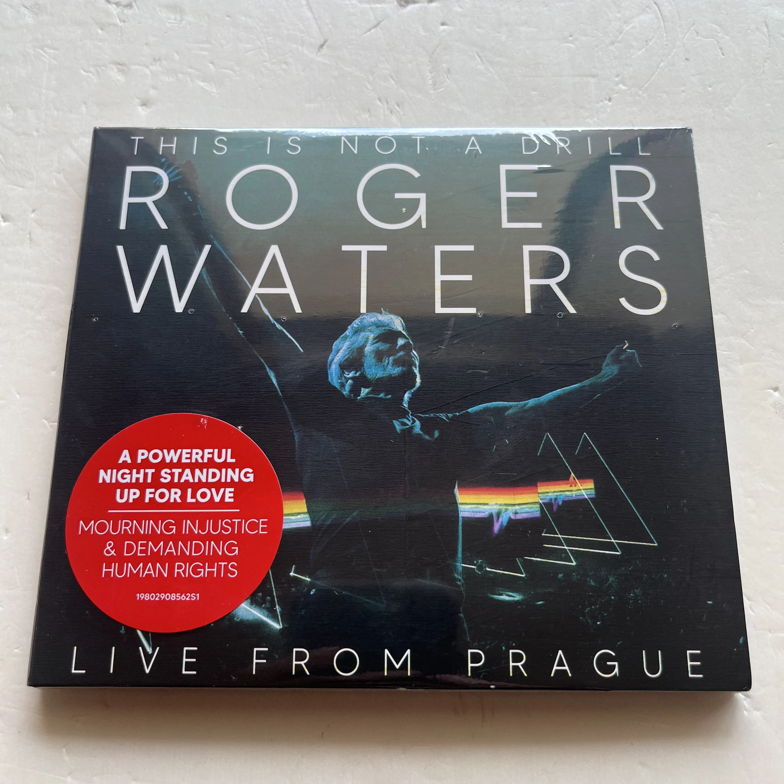 

Музыкальные диски Roger Waters This Is Not A Drill-Live From Prague 2 шт.