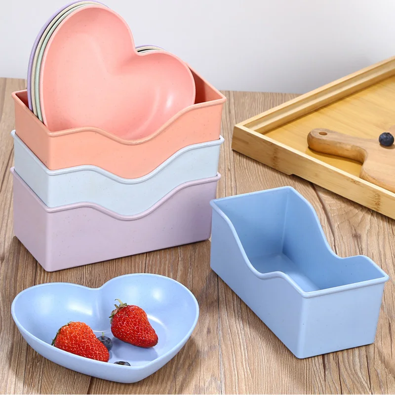 

5PCS Creative Love Heart Spit Bone Dish Household Food Grade Plastic Spit Bone Dish Round Square Set Dining Table Garbage Plate