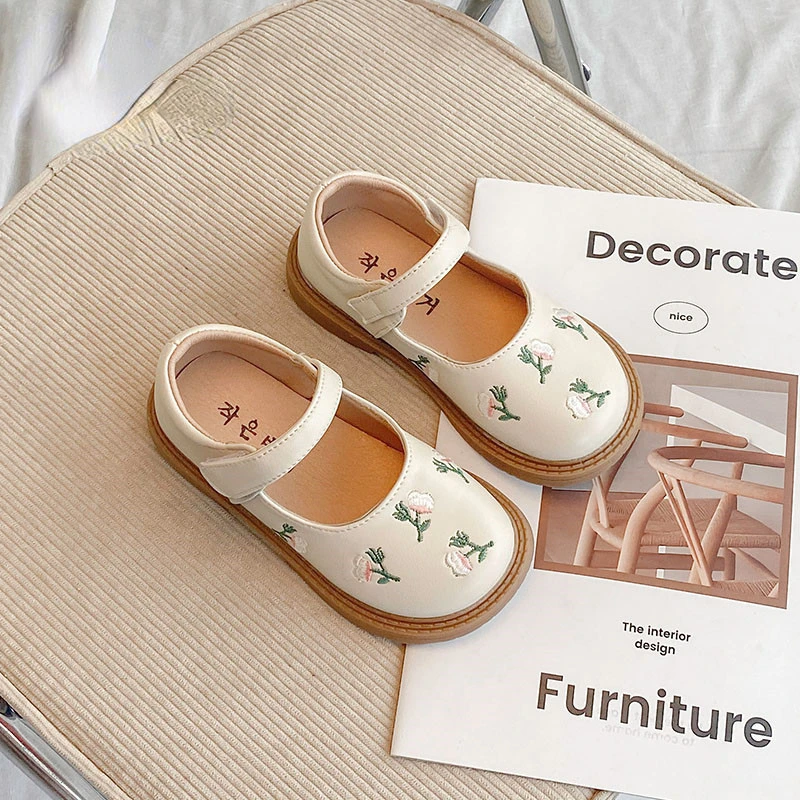 Кожаные туфли для девочек