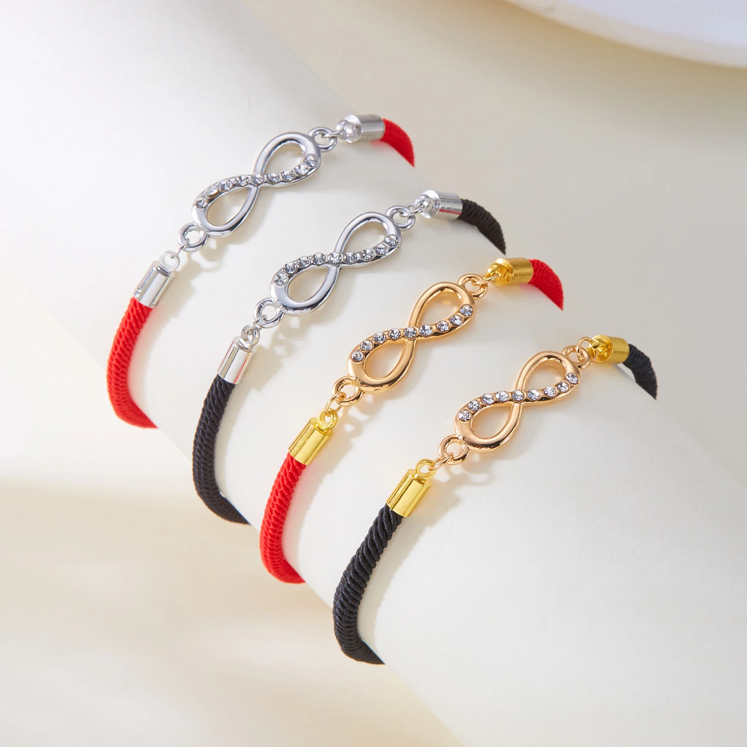 Металлический браслет Бесконечность ручной работы для женщин минималистичный