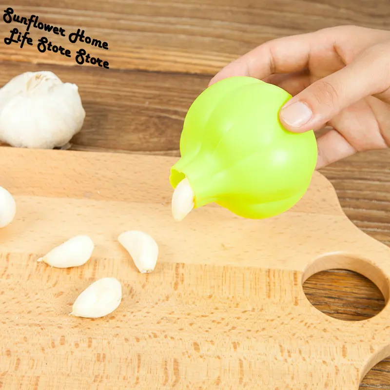 

Silicone Garlic Profession Kitchen Diningroom Grater Peeler Tool Gadgets Easy Useful Kitchen Items Cheese Grater Garlic Chopper