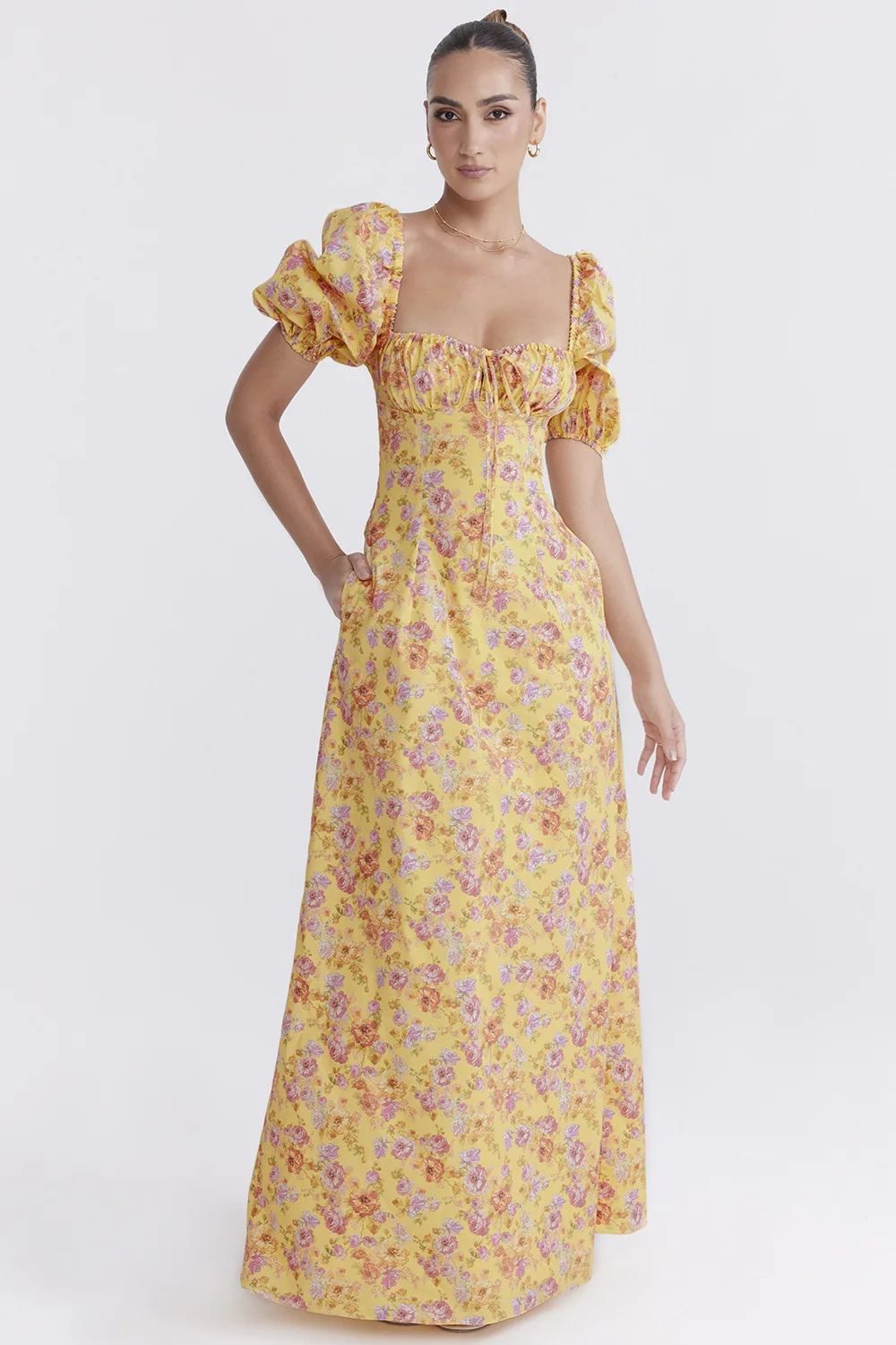 

2023 женское Модное Новое повседневное стильное платье с квадратным вырезом и рукавами-пузырями, ароматизированное Цветочное платье