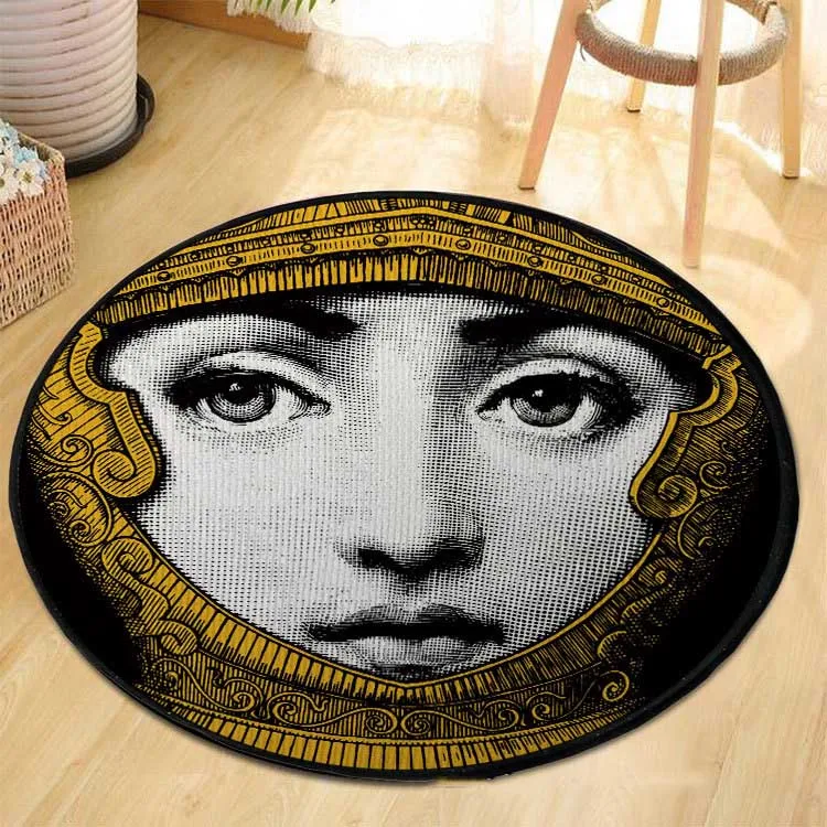 

Плюшевый коврик 60 см для дома