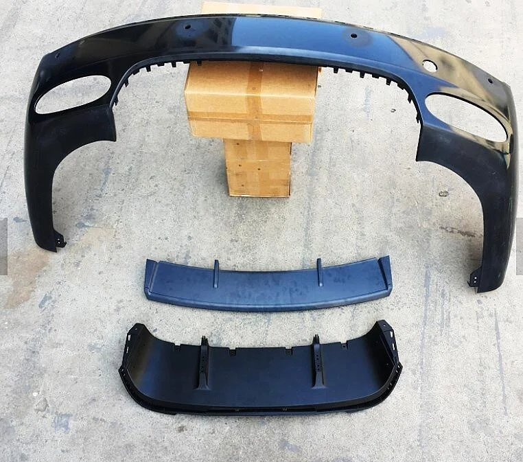 Задний бампер 4W0807417 для Bentley Flying прямой 2016-2019