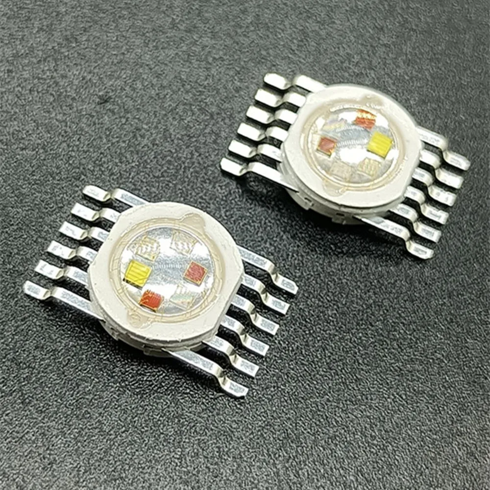 

Stage Lighting RGBW (RGB+W+UV) 4*5W 15W LED Lamp Emitter Diodes For Stage Lighting High Power LED 45mil Epistar LED Chip