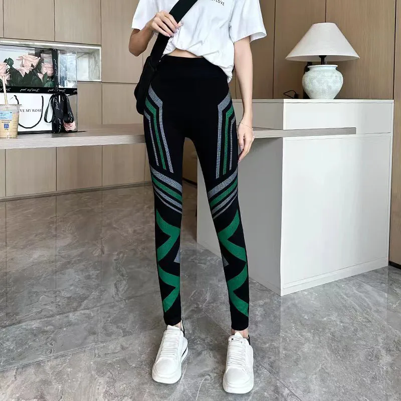 Женские леггинсы для фитнеса черные эластичные большого размера из модала и