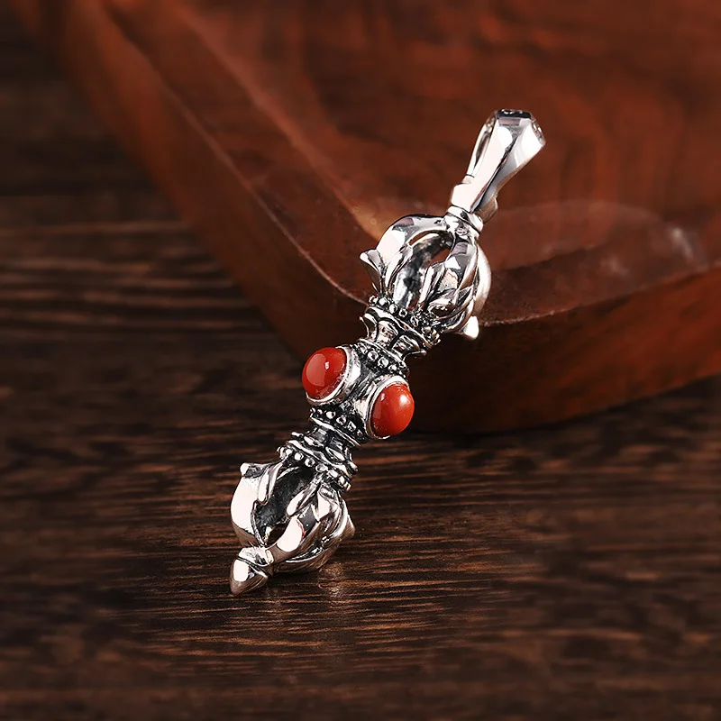 

Кулон из серебра 925 пробы с крестом в виде полоски