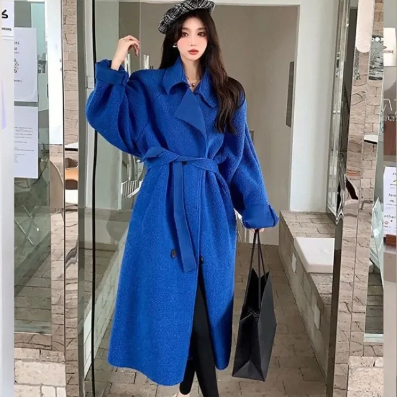 

Новинка 2023, модное женское длинное пальто ниже колена из искусственного меха ягненка, зимняя свободная утепленная синяя верхняя одежда Klein, Повседневная универсальная верхняя одежда