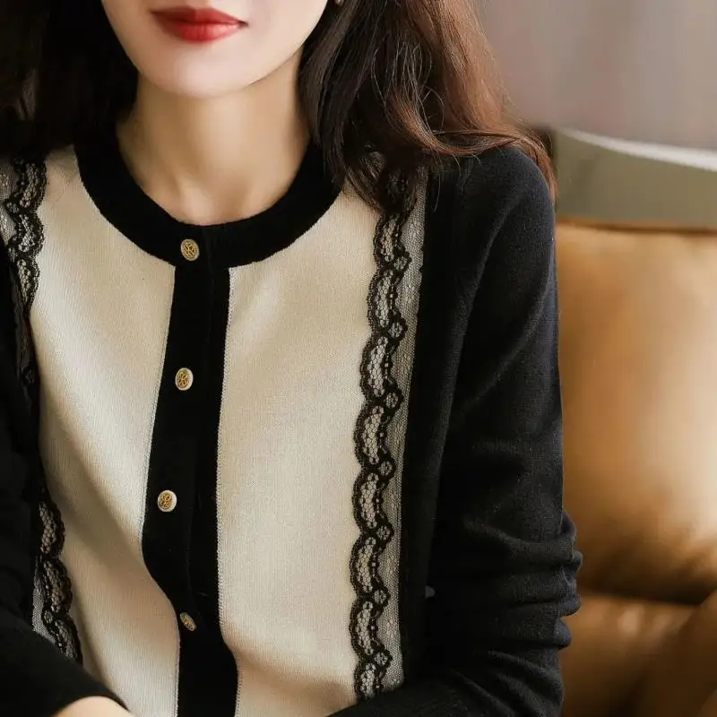 

Early Autumn Black Knitted Cardigan Bottoming Shirt Lace Stitching Contrast Color Long-sleeved Inner and Outer Sweater Top Women