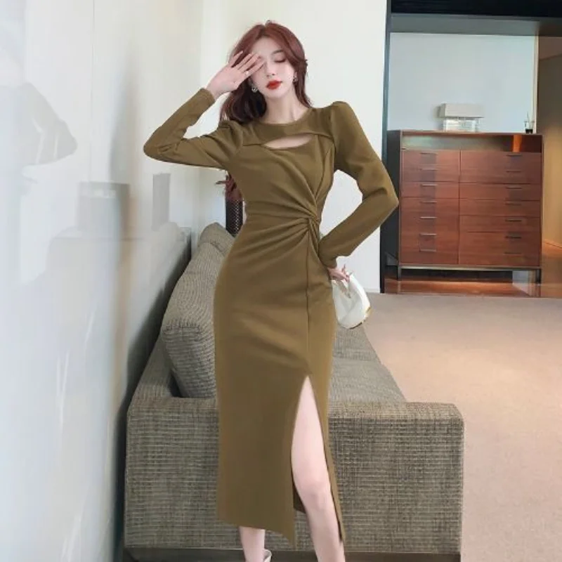 New French style long sleeved early spring dress for women with a twisted waist solid o neck split mid length dress female tops