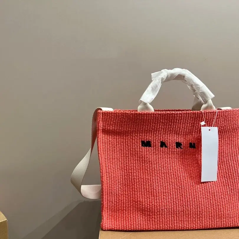 

Marni 2023 New niche design Lafite Macaron straw woven luxury high-class letter high-capacity beach tote bag