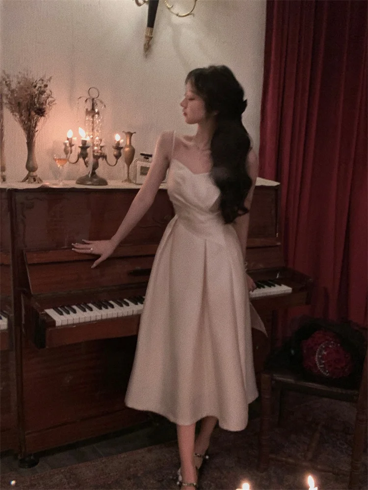 Летнее винтажное вечернее платье-миди офисное женское облегающее пикантное