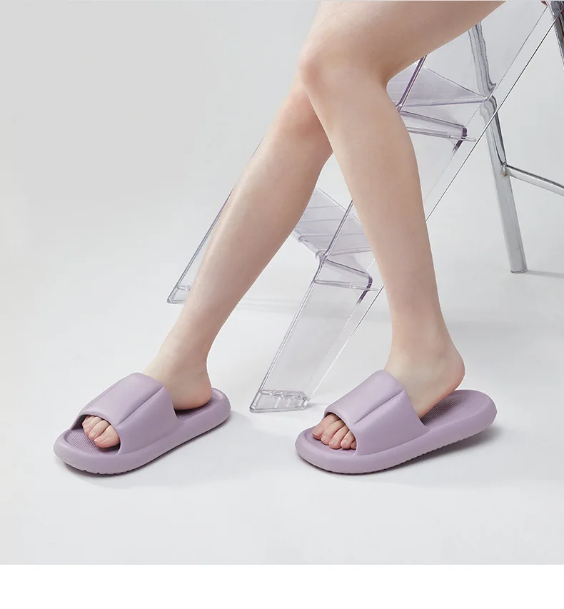 Men's and Women's Home Slippers Pepper Colored Couple's Bath Slippers Simple and Durable Women Slippers  Women  Shoes