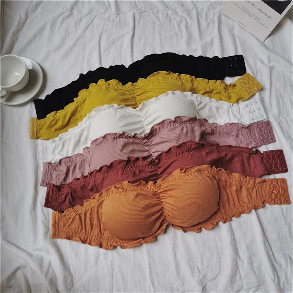 Бюстгальтер женский кружевной без бретелек с чашками пуш-ап |