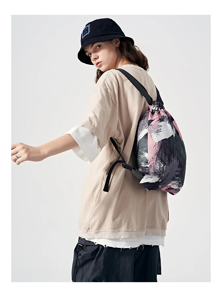 

Pink Gray Graffiti Backpack Casual Drawstring Bag Men & Women Trendy Drawstring Bag All-Matching Waterproof Rucksack