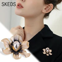 skeds elegant luxury rhinestone flower brooch pin for women lady exquisite peony crystal jewelry wedding party brooch pin badges