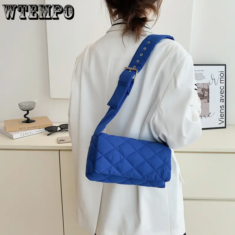 Fashion Padded Quilted Crossbody Bag for Women Solid Color Belt Buckle Shoulder Bag Female Winter Space Cotton Handbags Purse