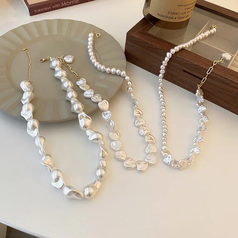 

Fashion Irregular Pearl Love Pendant Necklace Women Trend Temperament Clavicle Chain Versatile Jewelry Girl Necklace Spring New
