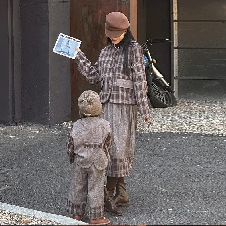 Зимние одинаковые комплекты для мамы и сына из двух предметов дочки женская