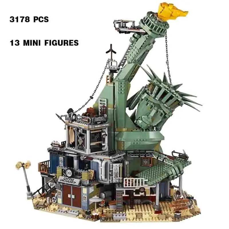 Набор для строительства крепости в стиле "Апокалипсиса" из серии кинофильмов, совместимый с набором "Творческий вид улицы" 70840, статуями замка и скульптурами, игрушки сшитые.