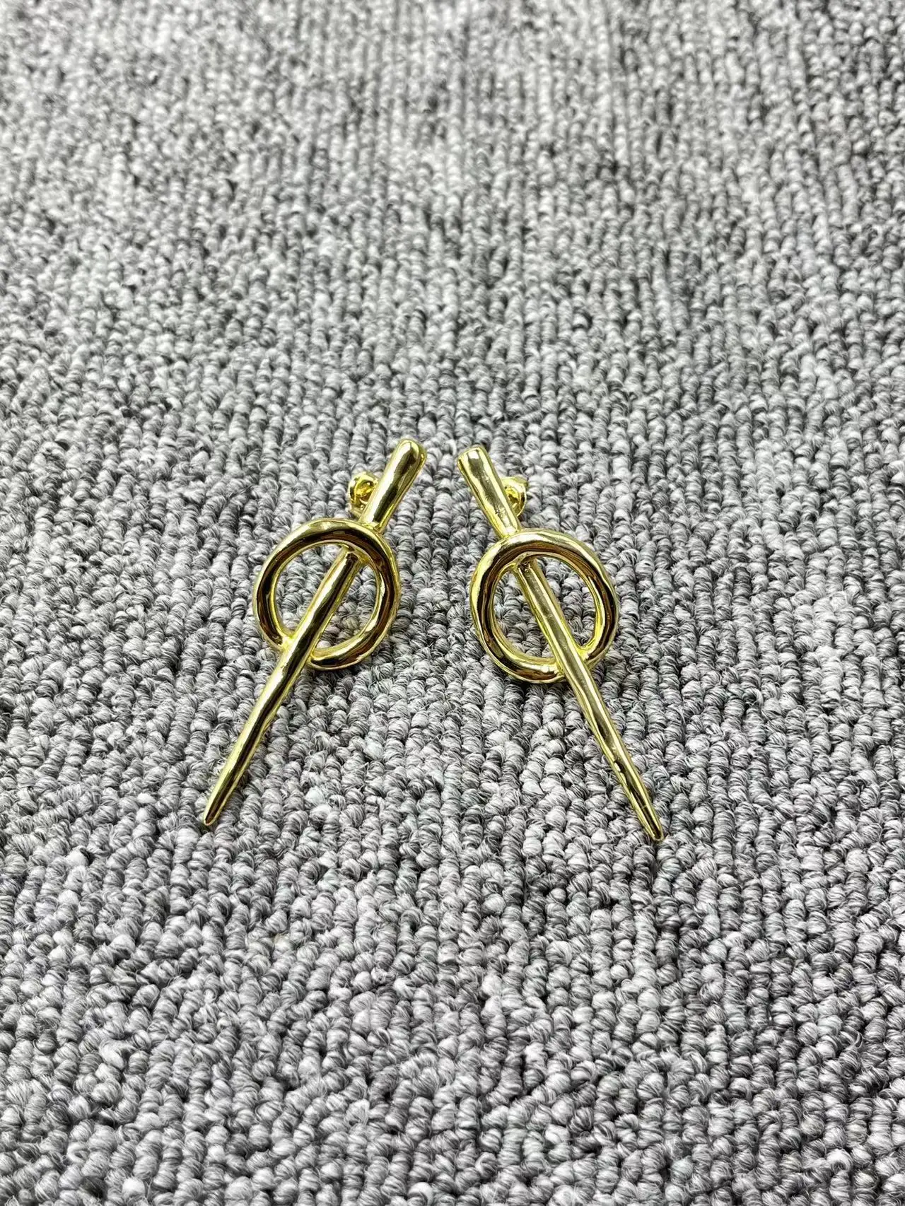 

Новинка 2022 г., изысканные модные серьги unode 50 из серебра 925 пробы с гальваническим покрытием, с золотистыми булавками 14k, блестящие подарки