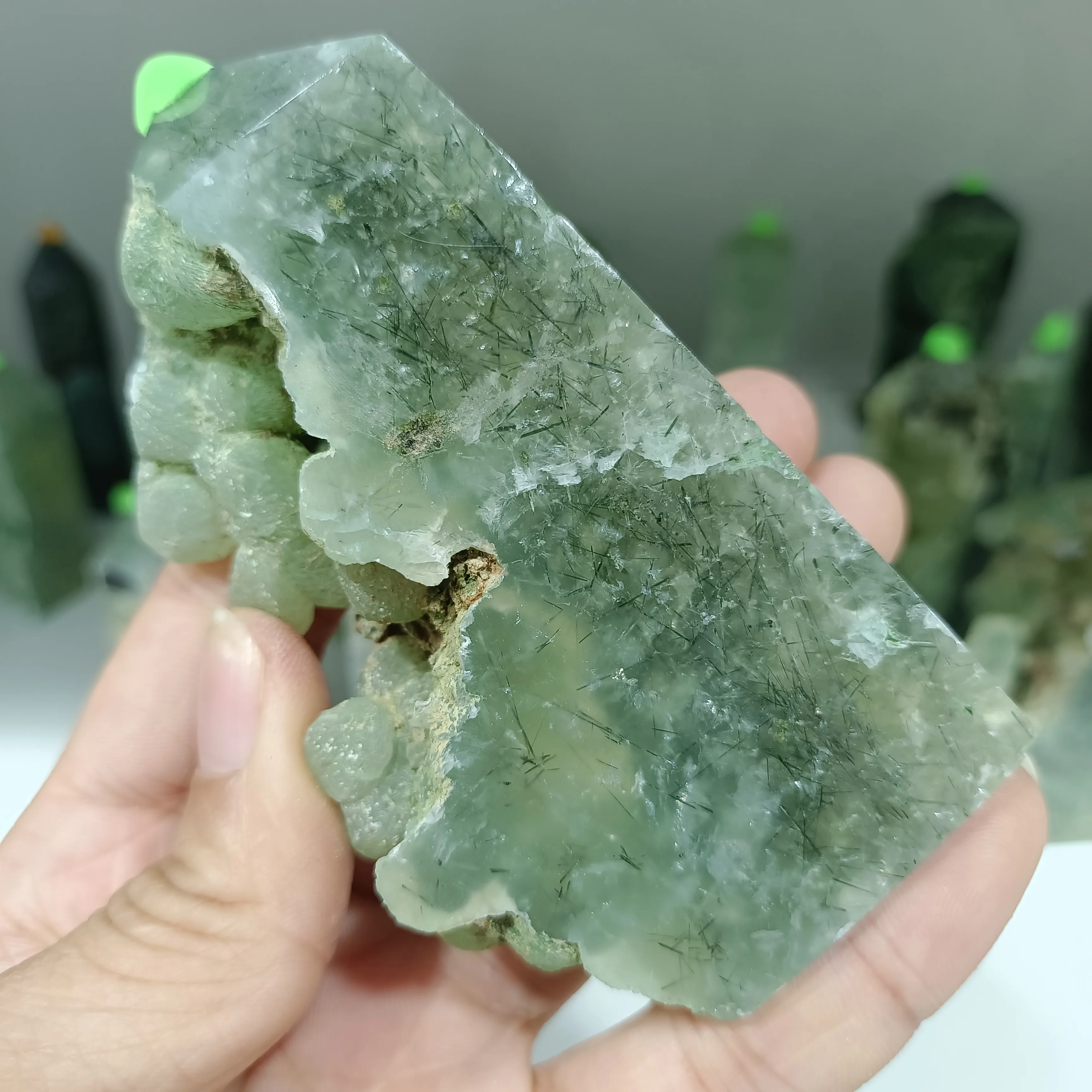 

NATURAL GRAPESTONE STONE COLUMN CRYSTAL ENERGY HEALING DECORATION