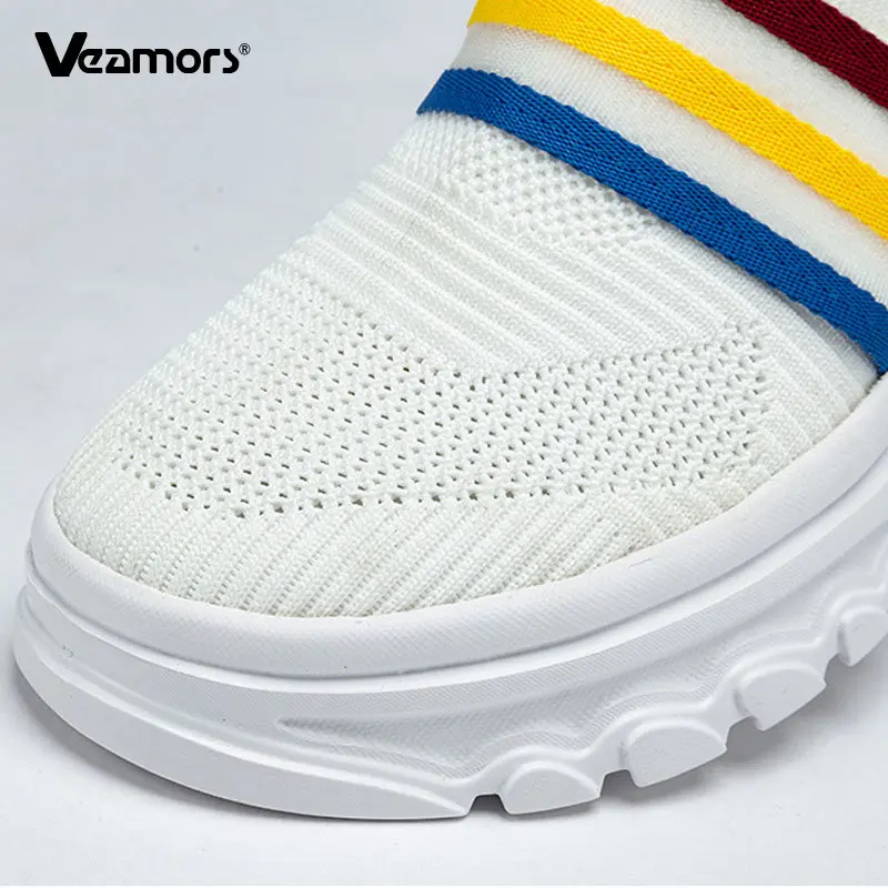 Новые женские кроссовки на платформе дышащие модные лоферы без шнуровки уютная