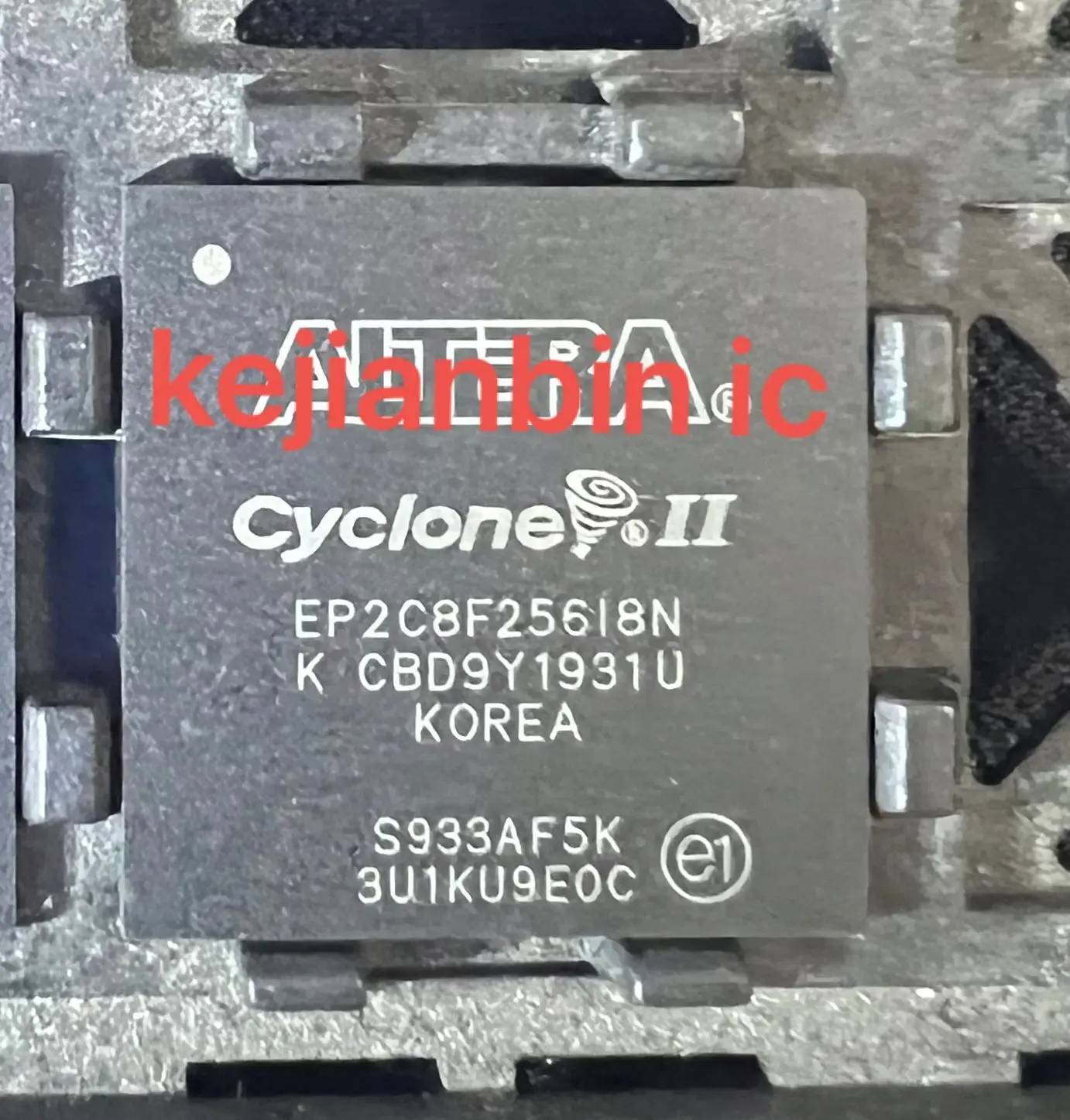 100% новый BGA EP2C5F256C8N EP2C8AF256A7N EP2C8F256C6N EP2C8F256C8N EP2C8F256I8N EP2C20F256C8N EP2C20F256I8N EP2C20F256I8N EP2C20F484C8N