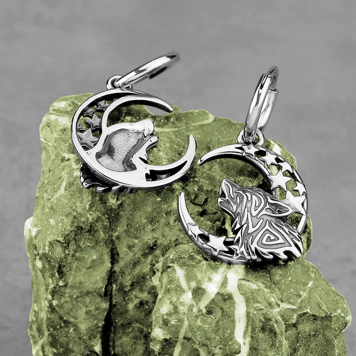 

Fashion Viking Wolf Moon Star Dangle Earrings Men Stainless Steel Punk Hip Hop Charm Earrings Vintage Amulet Jewelry Wholesale