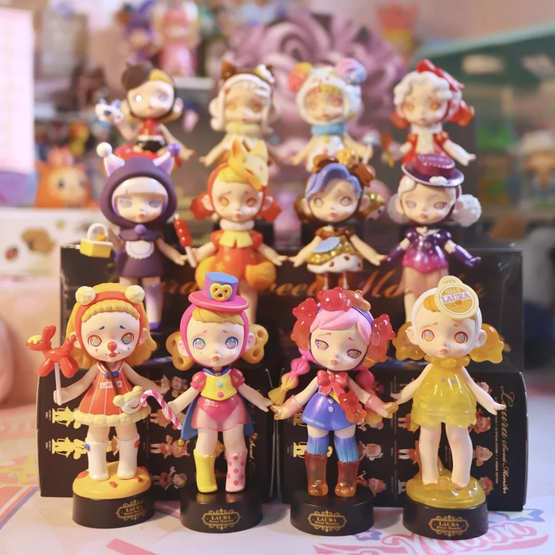 Продажа Оригинальные игрушки, серия Laura Sweet Monster, модель подтверждения стиля, милая аниме-фигурка, Подарочная коробка сюрпризов
