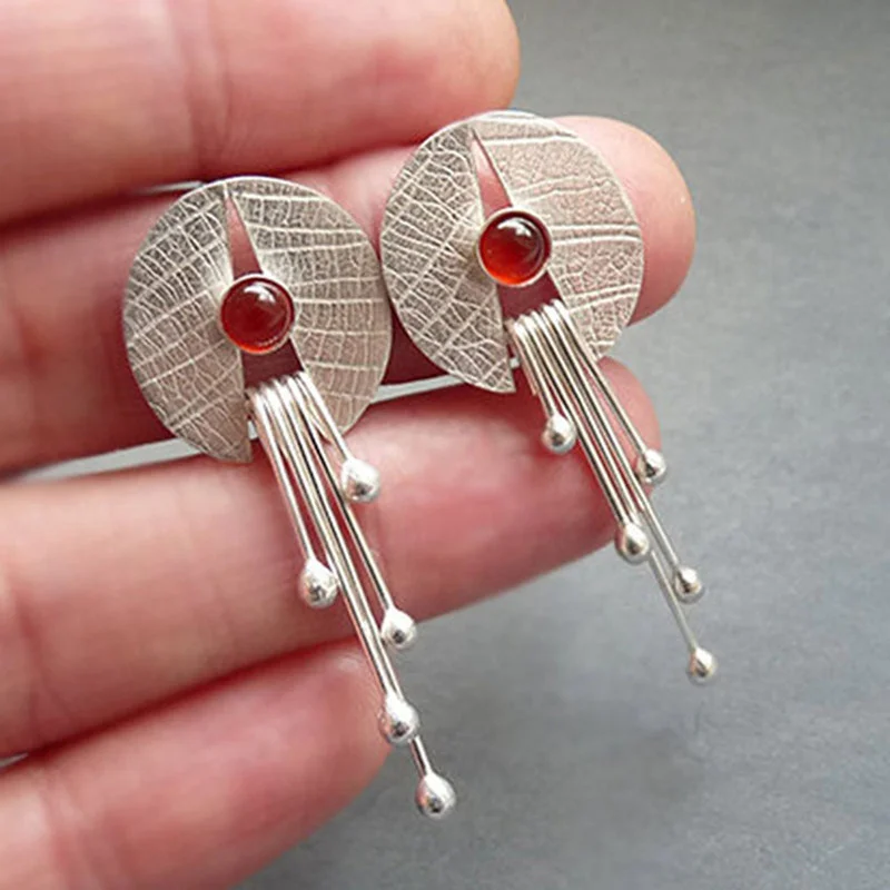 

Unique Silver Plated Separated Lotus Leaf Inlaid with Red Stone Hanging Teardrop Earrings 2022 New Women's Jewelry Accessories