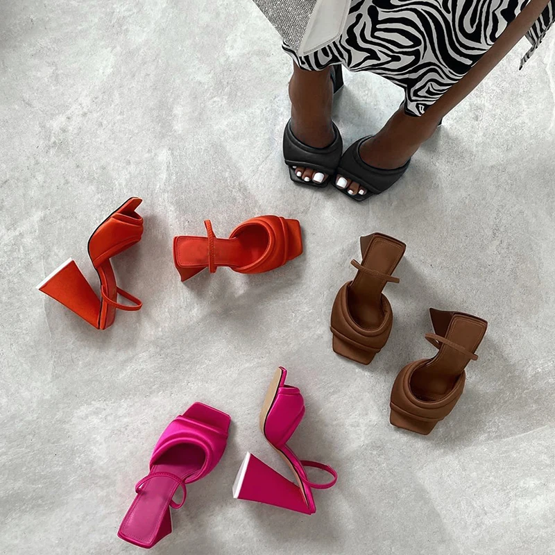 

Woman 2022 Sexy Ladies Heels Sandals Ankle Wrap Strange Style Lady High Heels Footwear Female Heeled Sandals Women Pumps Shoes