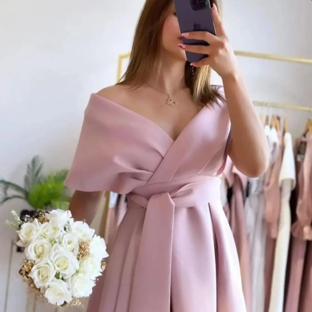 

Fairytale Off Shoulder Prom Dresses V-Neck Pink Knee-Length Zipper Up Garden Wedding Bridesmaid Girls Grace Sweet 2023