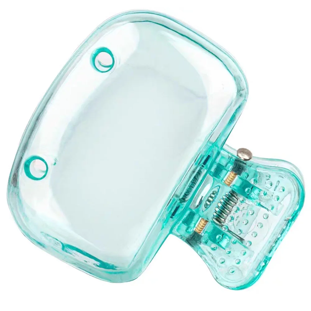 Пластиковые чехлы для зубных щеток