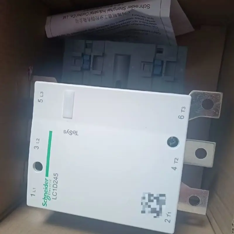 Новый контактор переменного тока LC1D245Q7C