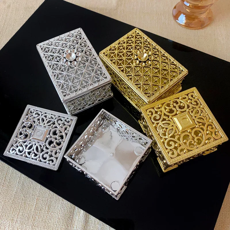 Серьги кольца браслеты шкатулки из цинкового сплава 4 шт цвета в ассортименте