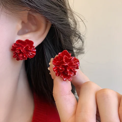 Серьги-гвоздики Belleper красные