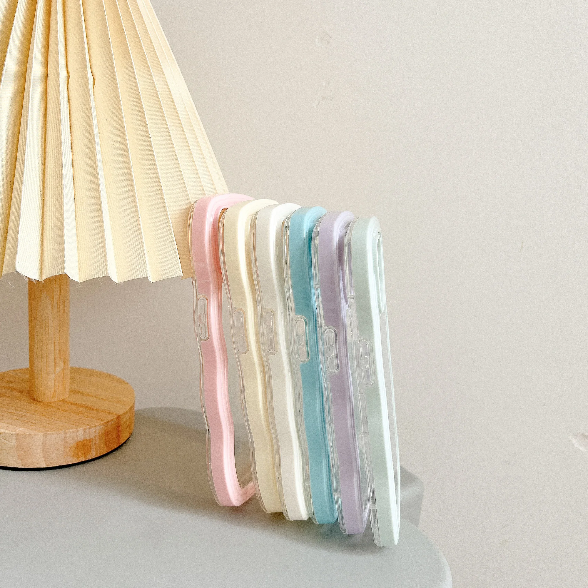 Противоударный чехол для IPhone милый прозрачный гофрированный ударопрочный