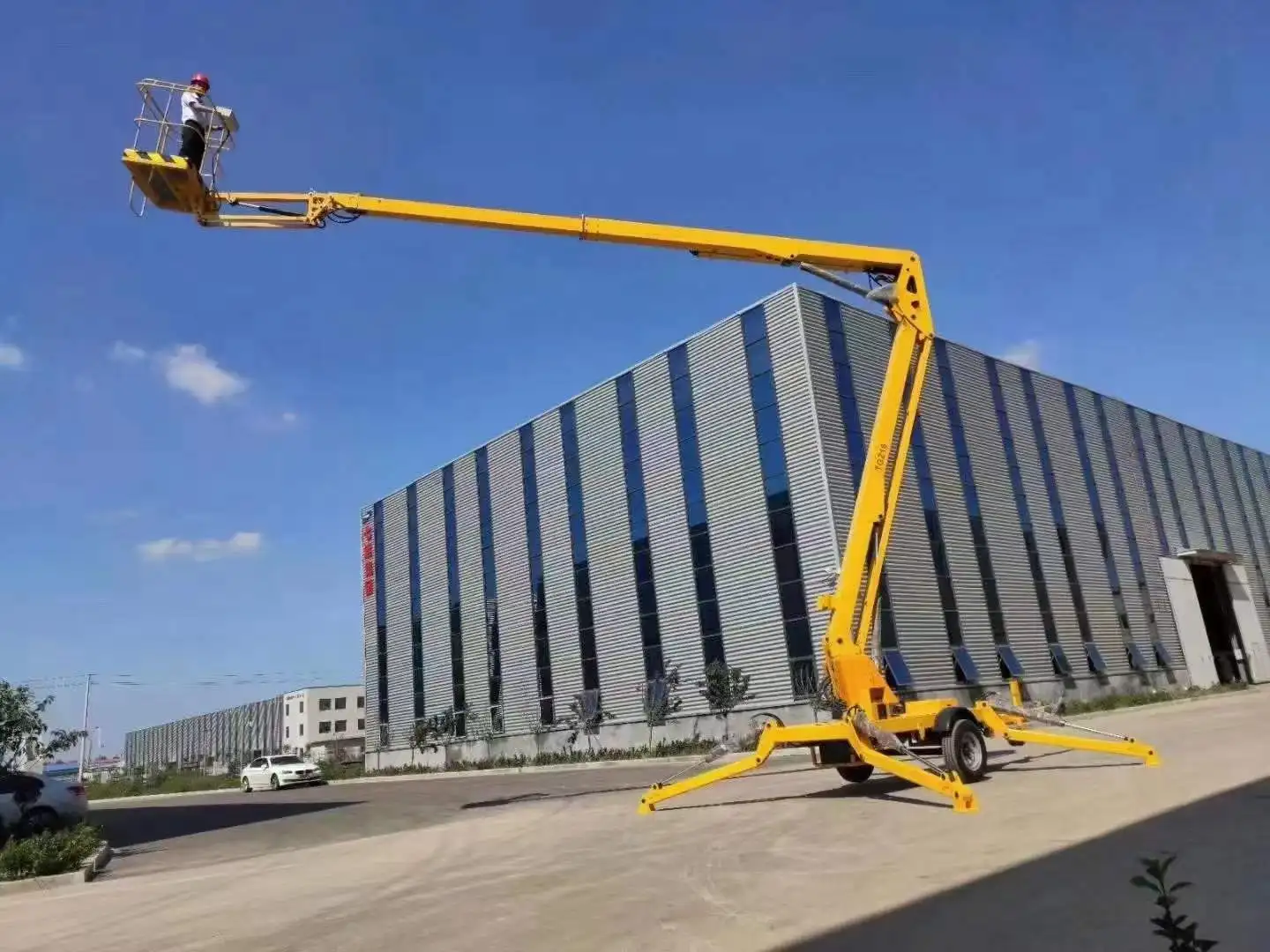 Рисунок 6 - Дизельный шарнирный подъемник Qiyun