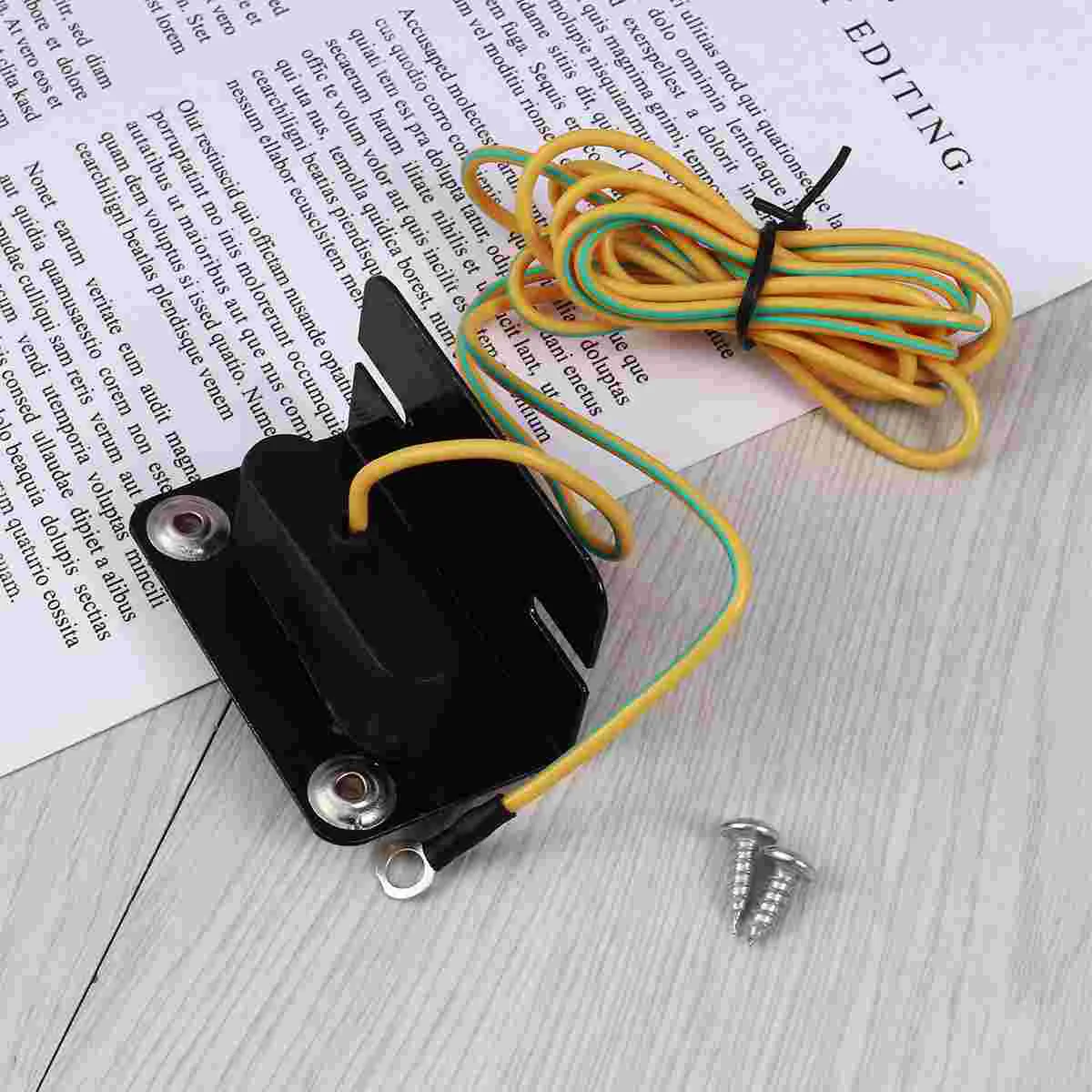

Durable Portative Professional Ground Socket ESD Grounding Receptacle Wristband