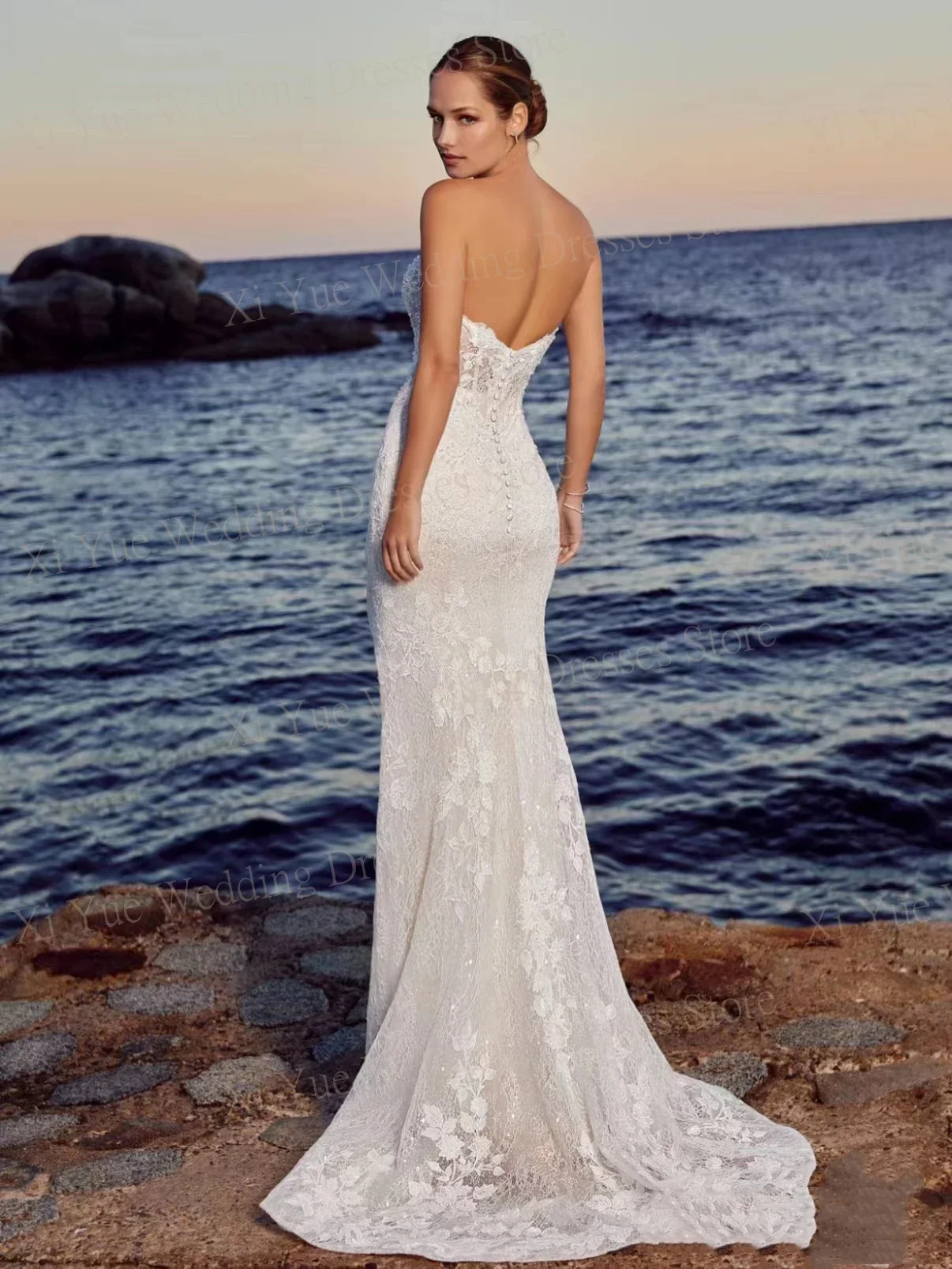 Фото Customized Sexy Sweetheart Wedding Dresses Elegant Lace Appliques Backless Vintage Mermaid Bride Gowns Sleeveless Sweep Train №2