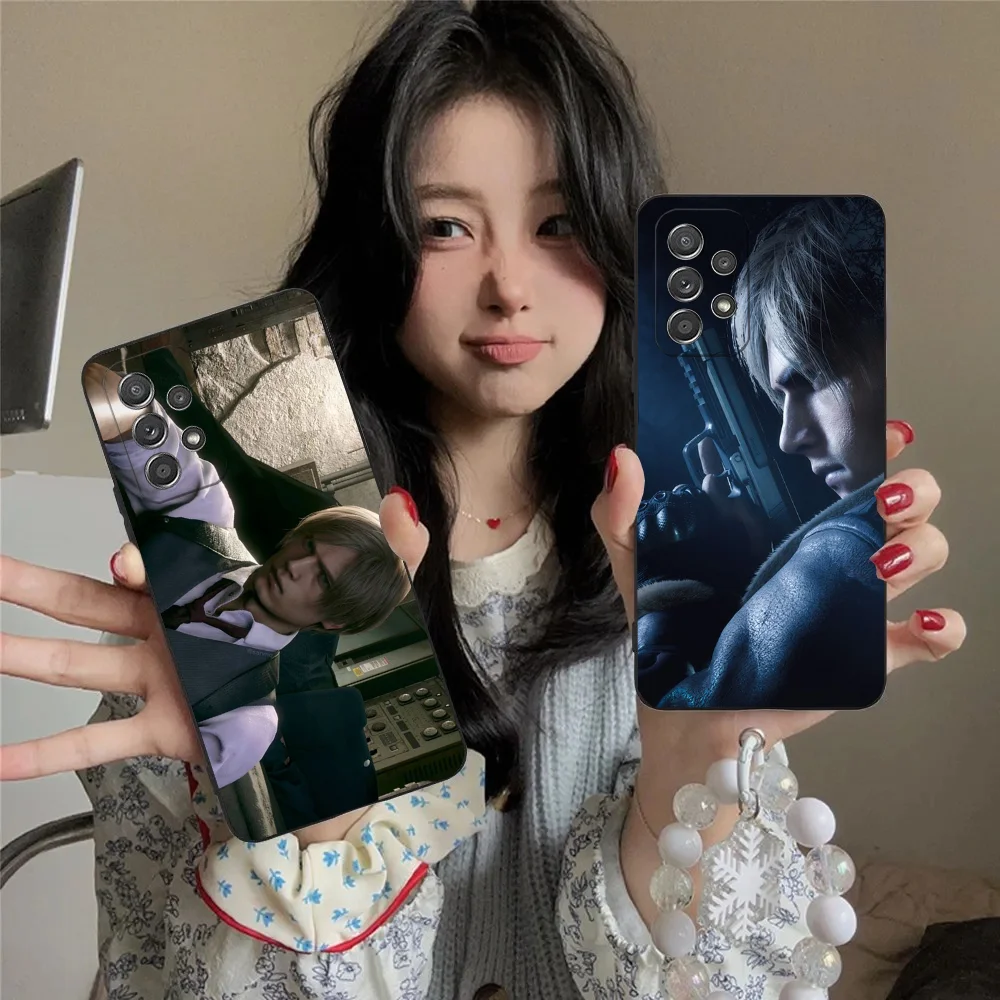 Leon R-Resident Kennedy Evil 4 Phone Case For Samsung S24 23 22 30 21 10 9 Ultra Plus Lite FE 5G Black Soft